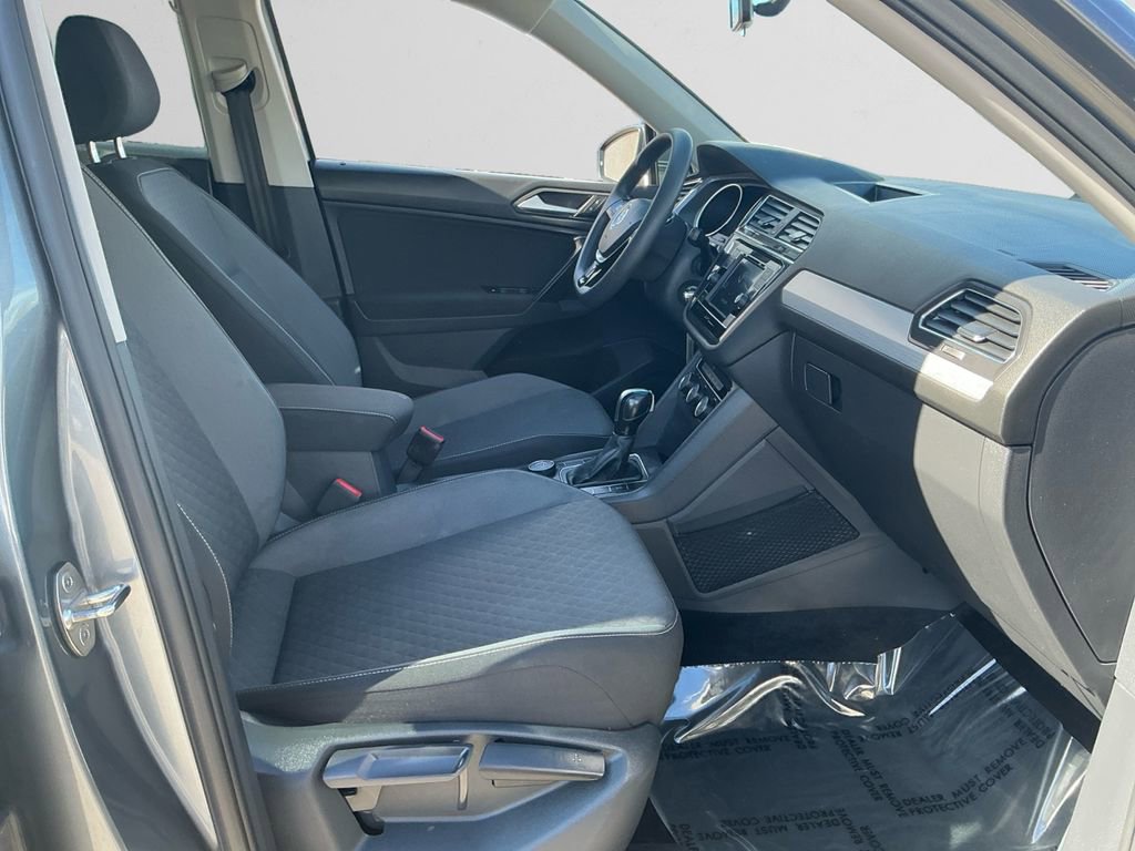 Used 2021 Volkswagen Tiguan S image 15