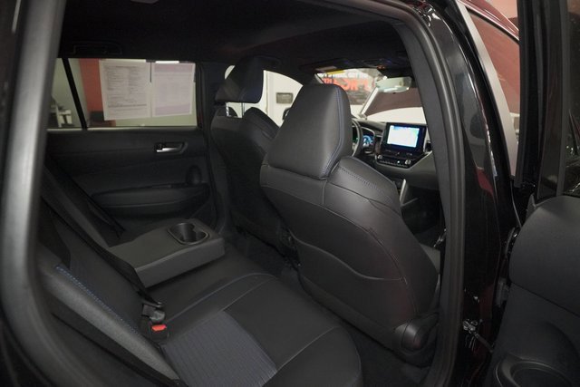Certified 2024 Toyota Corolla Cross XSE image 27