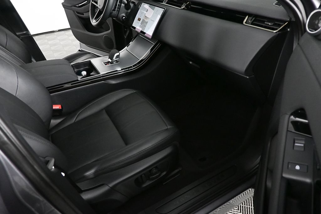 Used 2024 Land Rover Range Rover Evoque S AWD/4WD image 19