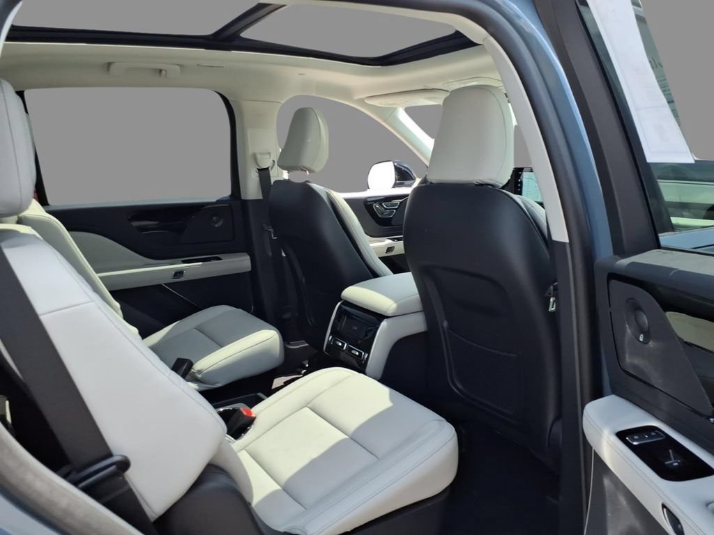 New 2026 Lincoln Aviator Reserve RWD image 11