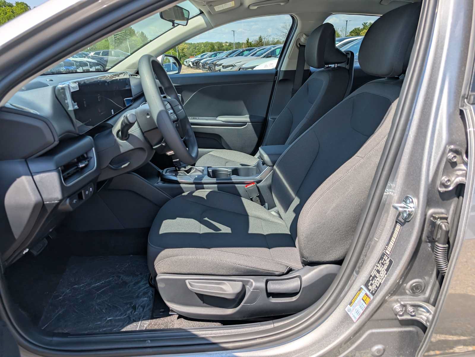 New 2026 Kia K4 FWD image 4