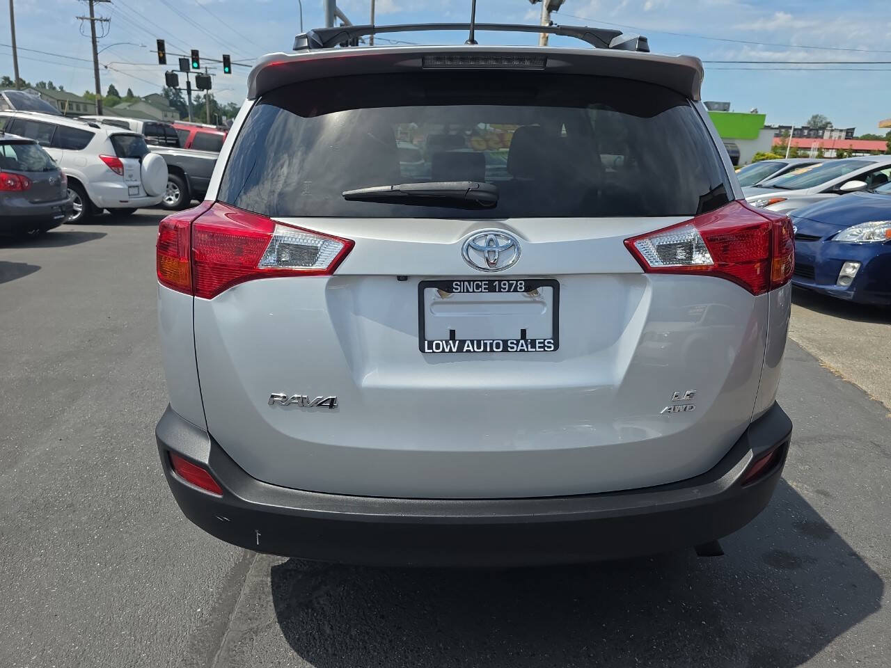 Used 2015 Toyota RAV4 LE AWD/4WD image 6
