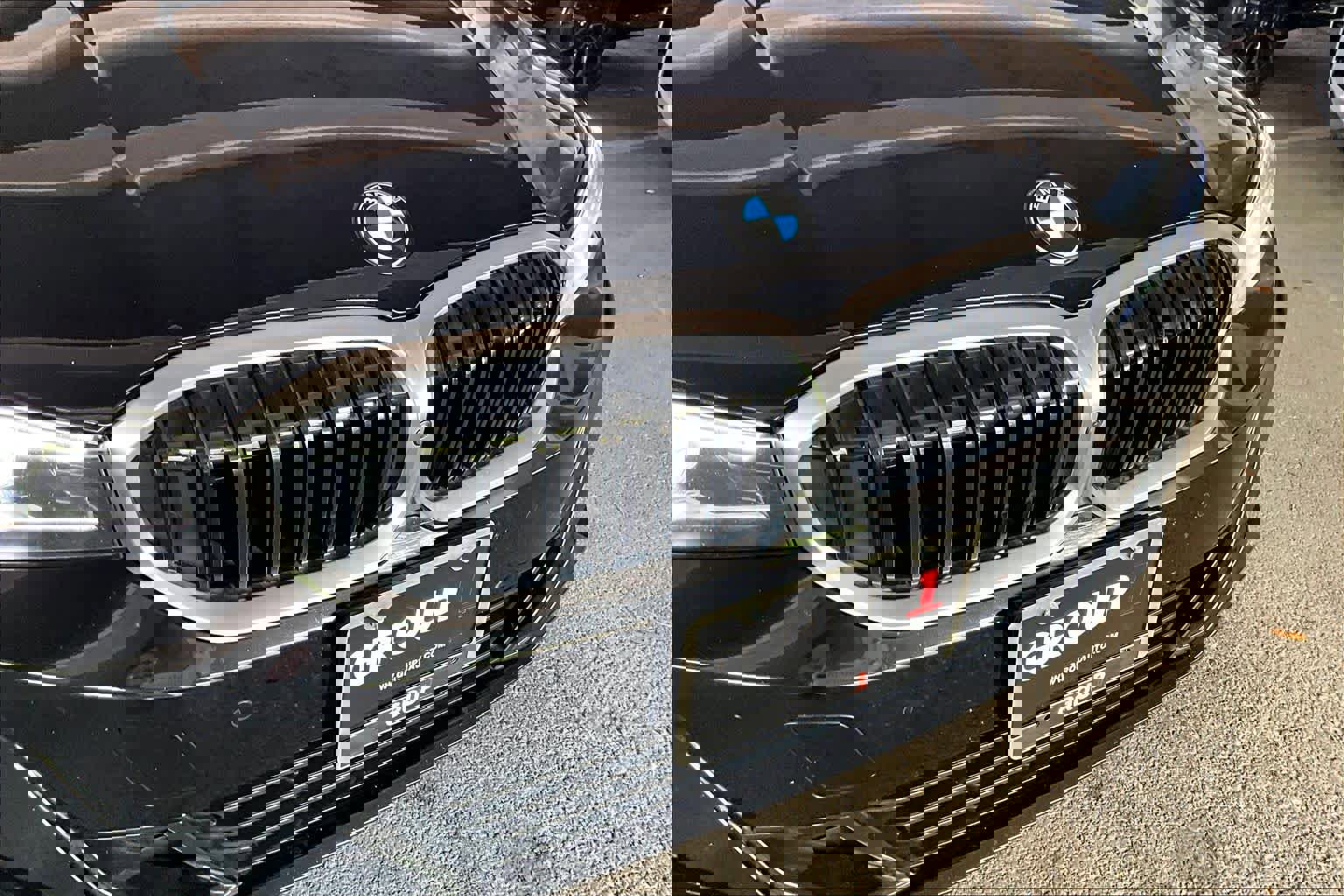 Used 2024 BMW 330i Sedan image 29