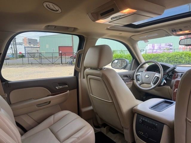 Used 2011 Chevrolet Tahoe LT RWD image 43