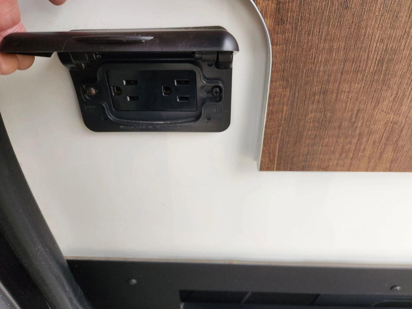 Used 2023 Mercedes-Benz Sprinter 2500 image 16