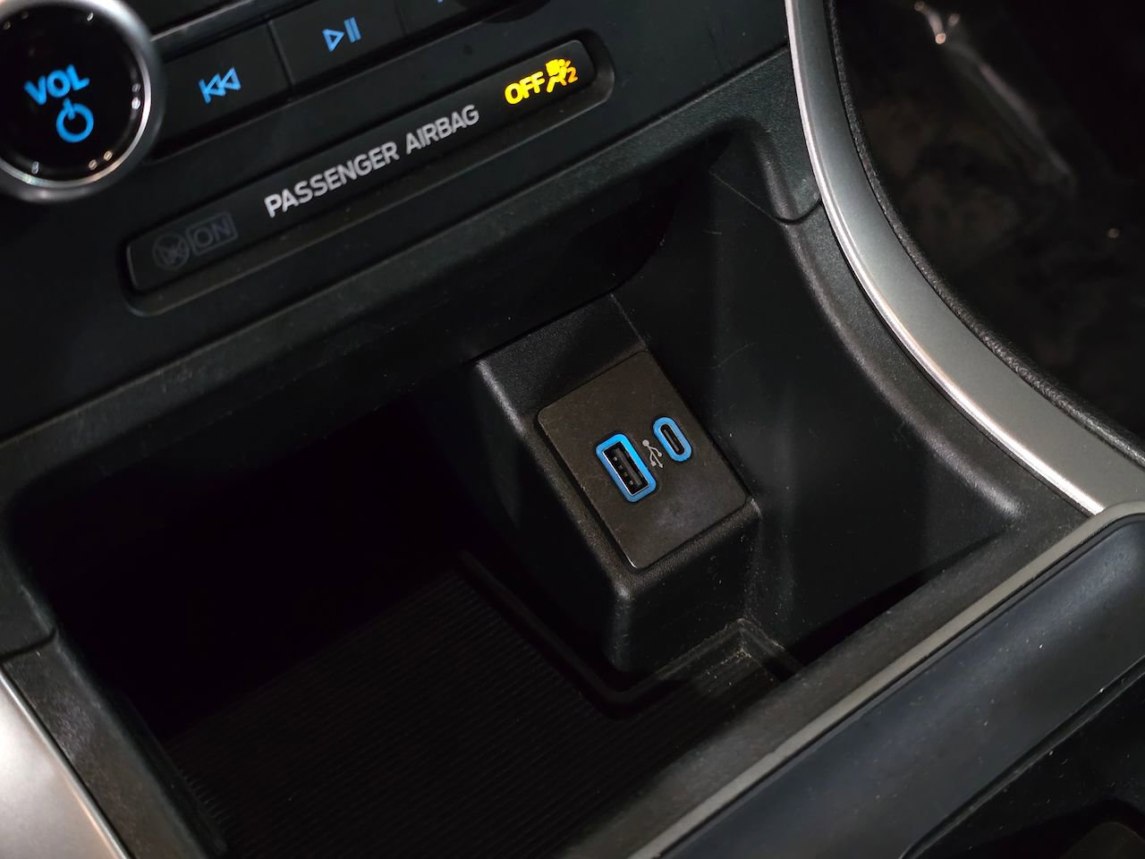 Used 2022 Ford Edge SE image 27