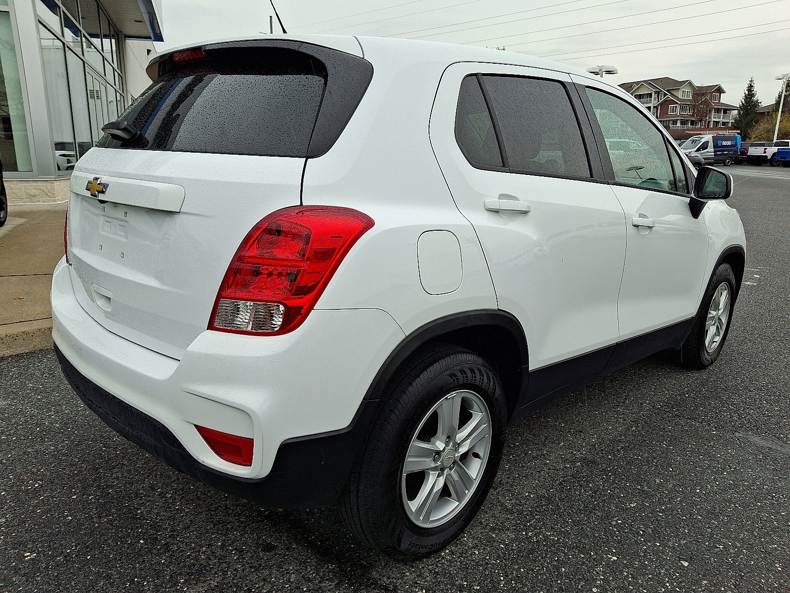 Certified 2022 Chevrolet Trax LS w/ Tint and Cruise Package image 7