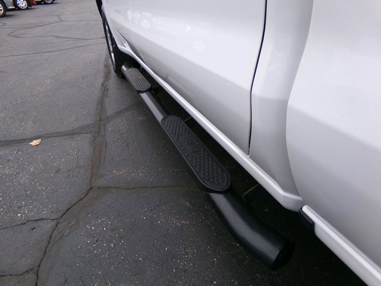 Used 2023 Chevrolet Silverado 1500 LT w/ Work Truck Package image 9