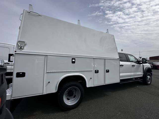 New 2026 Ford F550 4x4 Crew Cab image 5