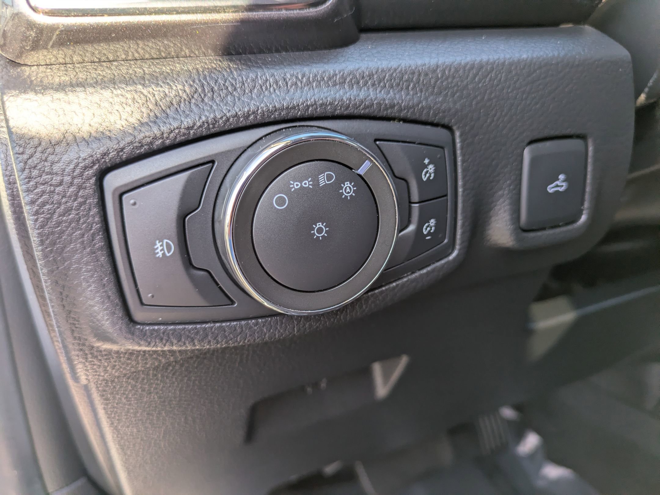 Certified 2022 Ford Ranger Lariat w/ Equipment Group 501A High AWD/4WD image 12