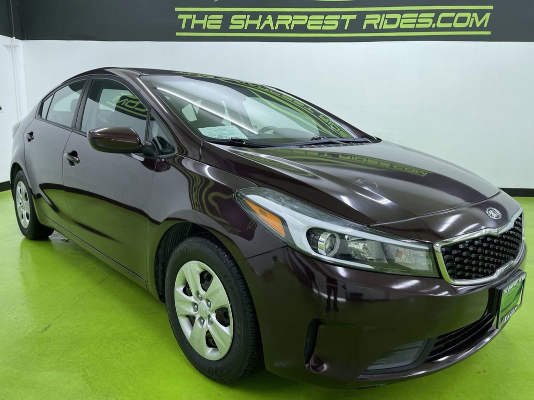 Used 2018 Kia Forte LX image 2