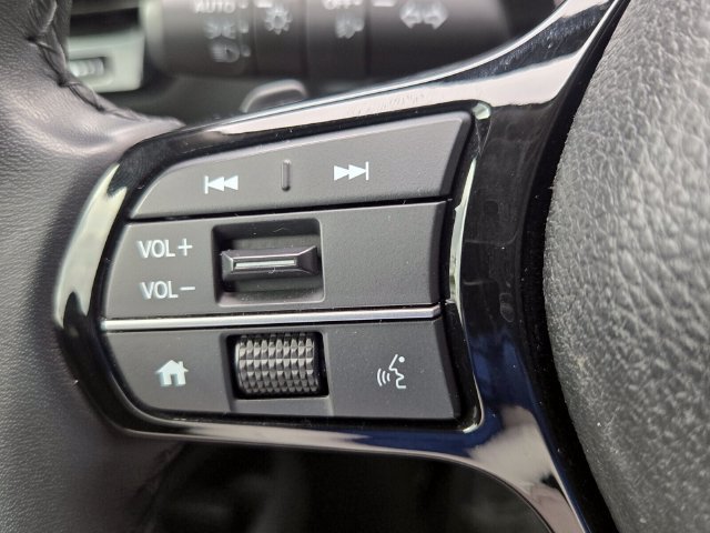 Used 2025 Honda Pilot Touring image 26