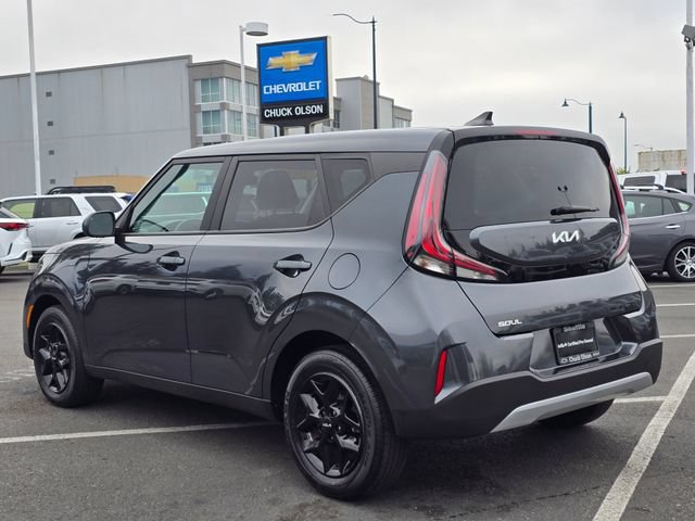 Certified 2025 Kia Soul LX w/ LX Technology Package FWD image 3