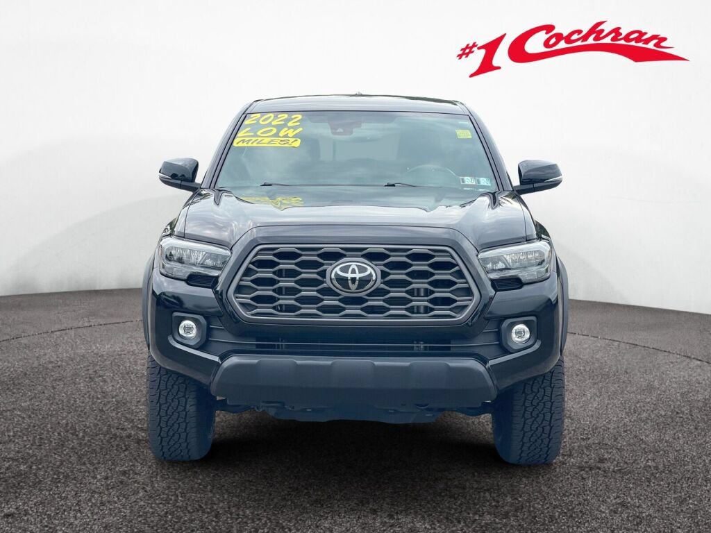 Used 2022 Toyota Tacoma TRD Off-Road w/ Technology Package AWD/4WD image 30