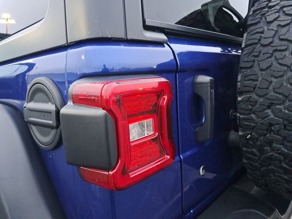 Used 2019 Jeep Wrangler Unlimited Rubicon w/ Dual Top Group image 33