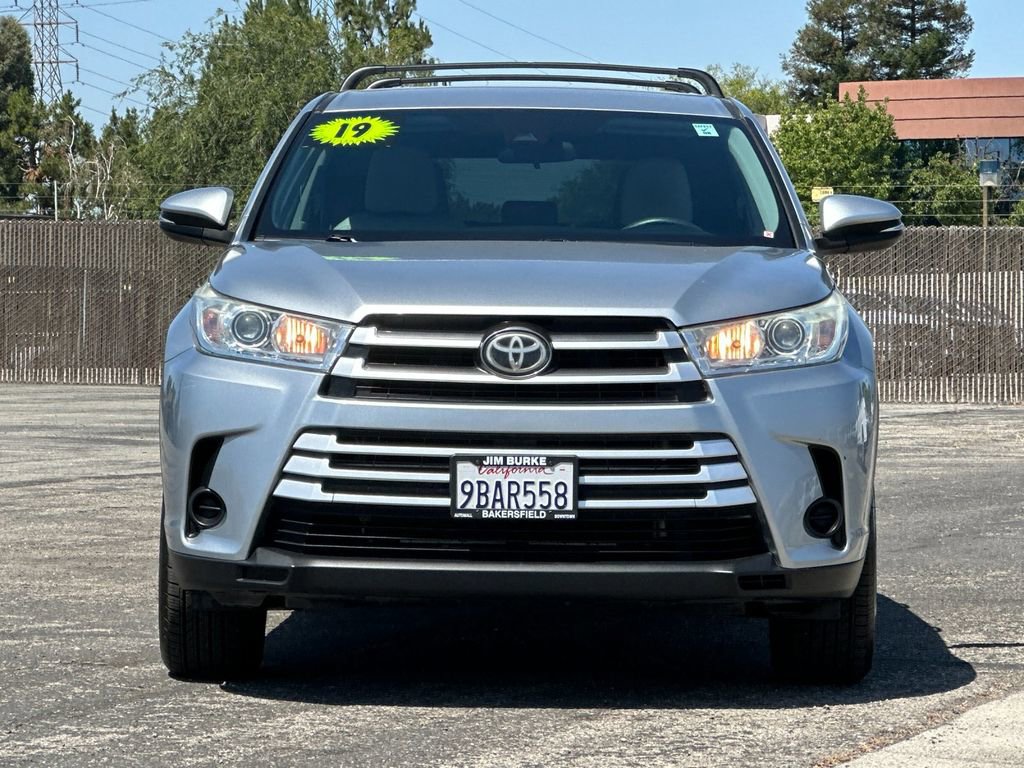 Used 2019 Toyota Highlander LE FWD image 8