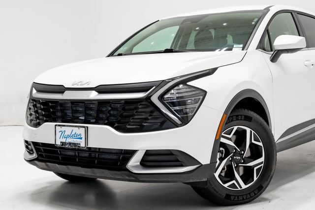 Certified 2024 Kia Sportage LX image 2