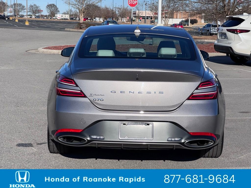 Used 2024 Genesis G70 2.5T image 10