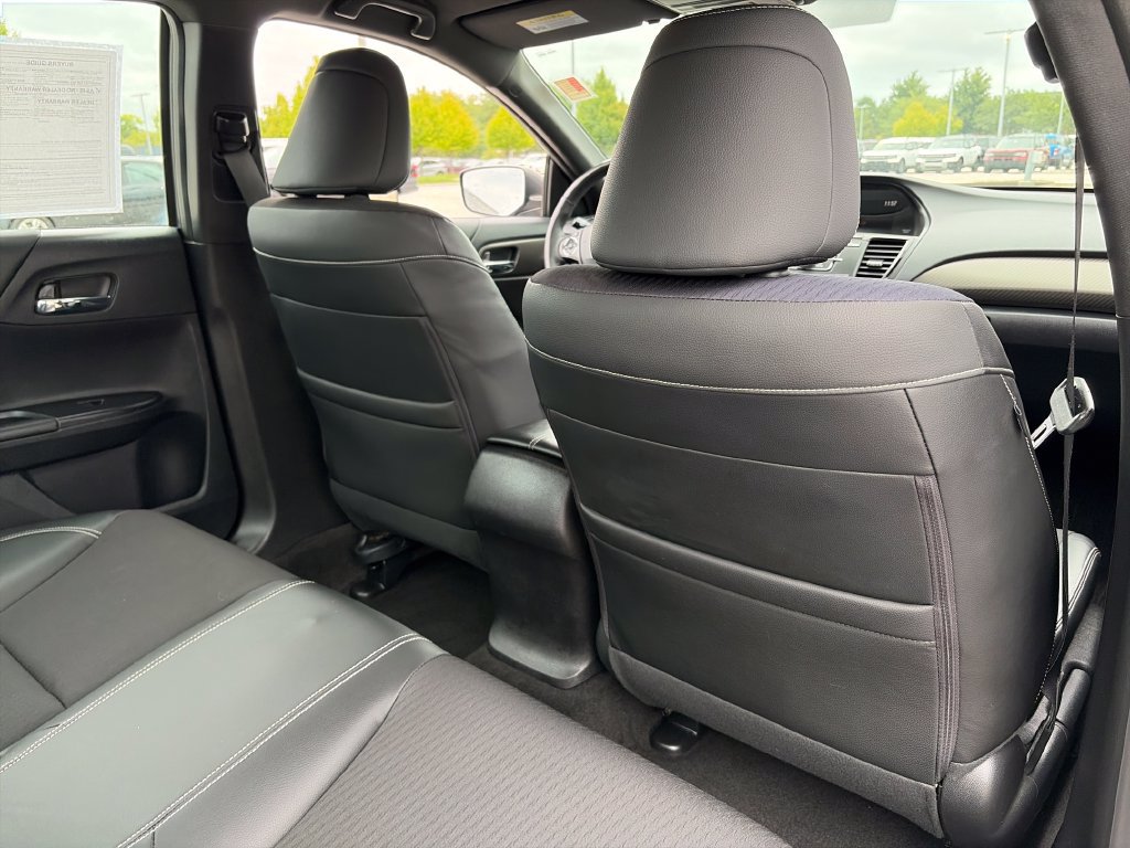 Used 2017 Honda Accord Sport image 30