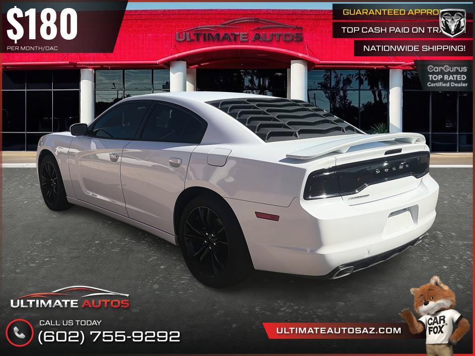 Used 2014 Dodge Charger SE RWD image 5