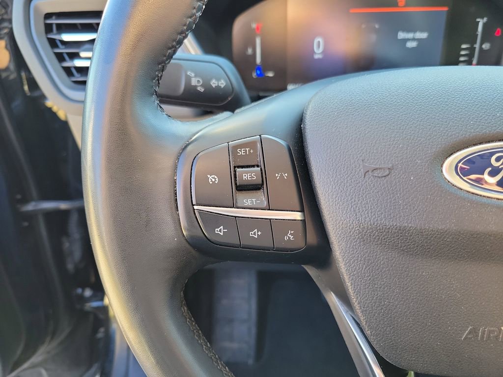Used 2024 Ford Escape Active image 17