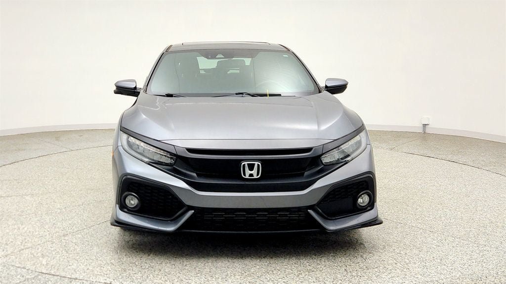 Used 2019 Honda Civic Sport Touring image 2