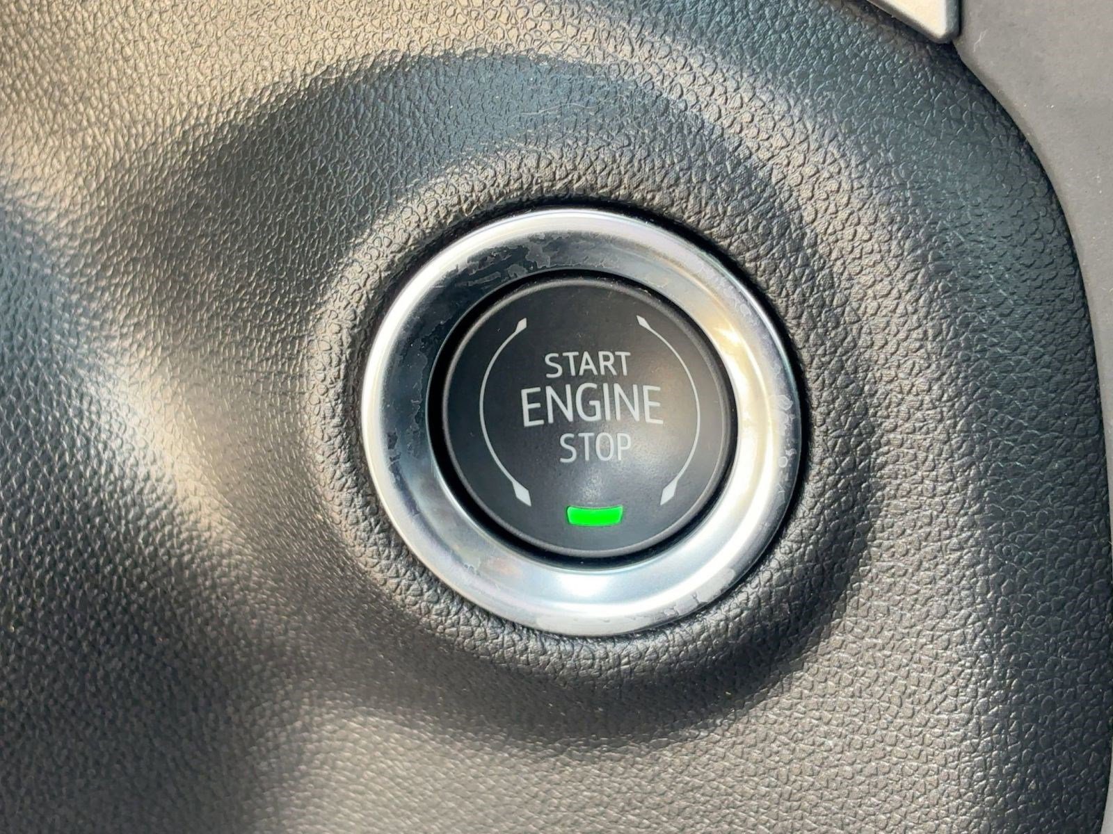 Used 2025 Chevrolet Silverado 1500 Custom image 25