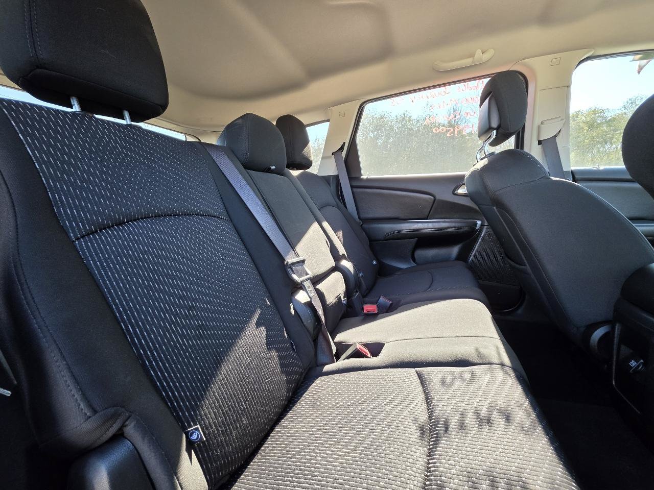 Used 2019 Dodge Journey SE FWD image 12