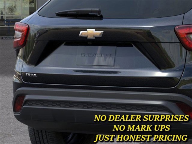 New 2026 Chevrolet Trax LS w/ Driver Confidence Package image 14