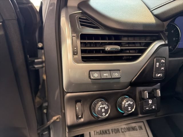Used 2018 Chevrolet Suburban Premier AWD/4WD image 24