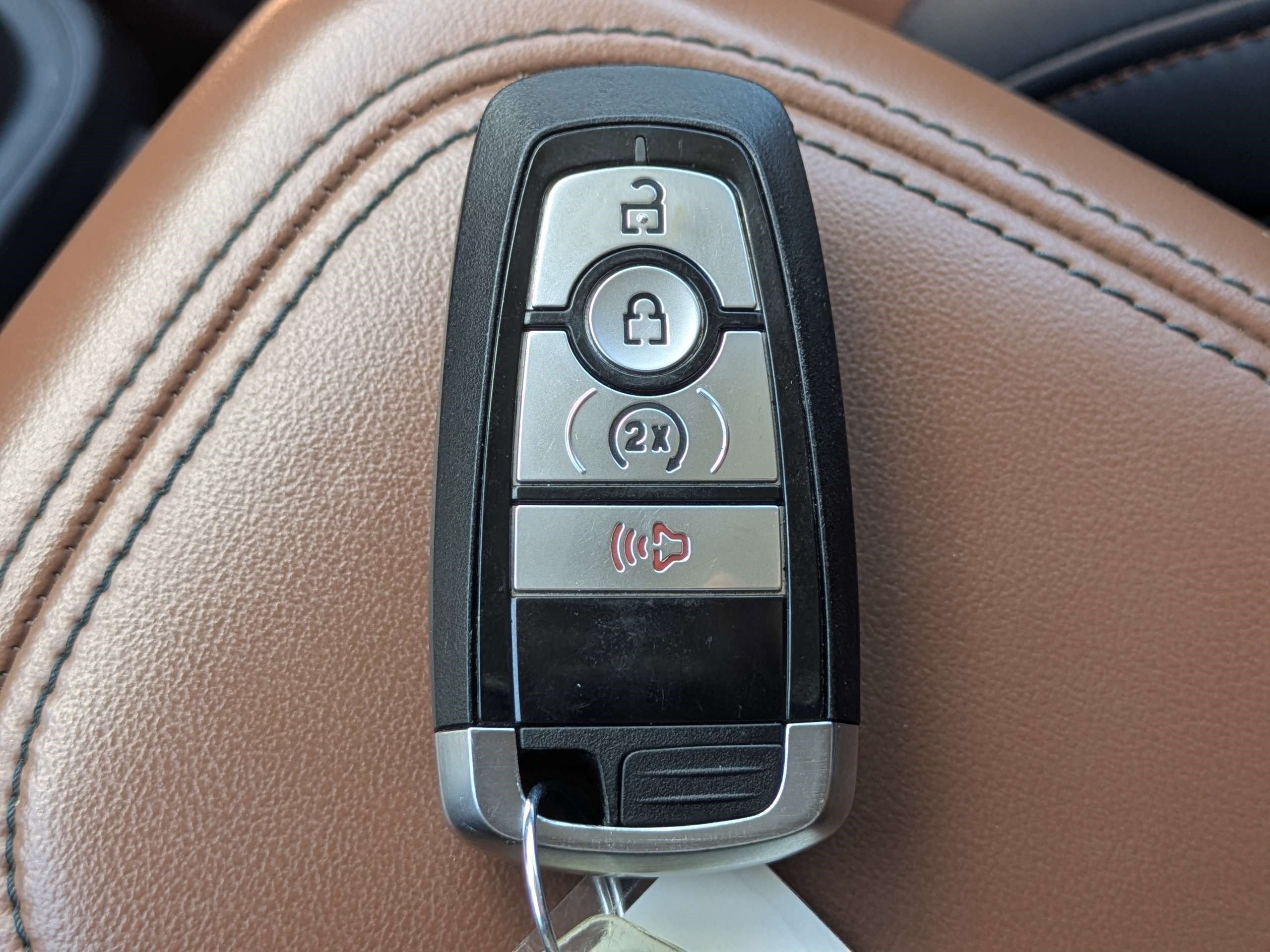 Used 2022 Ford Maverick Lariat w/ Lariat Luxury Package AWD/4WD image 29