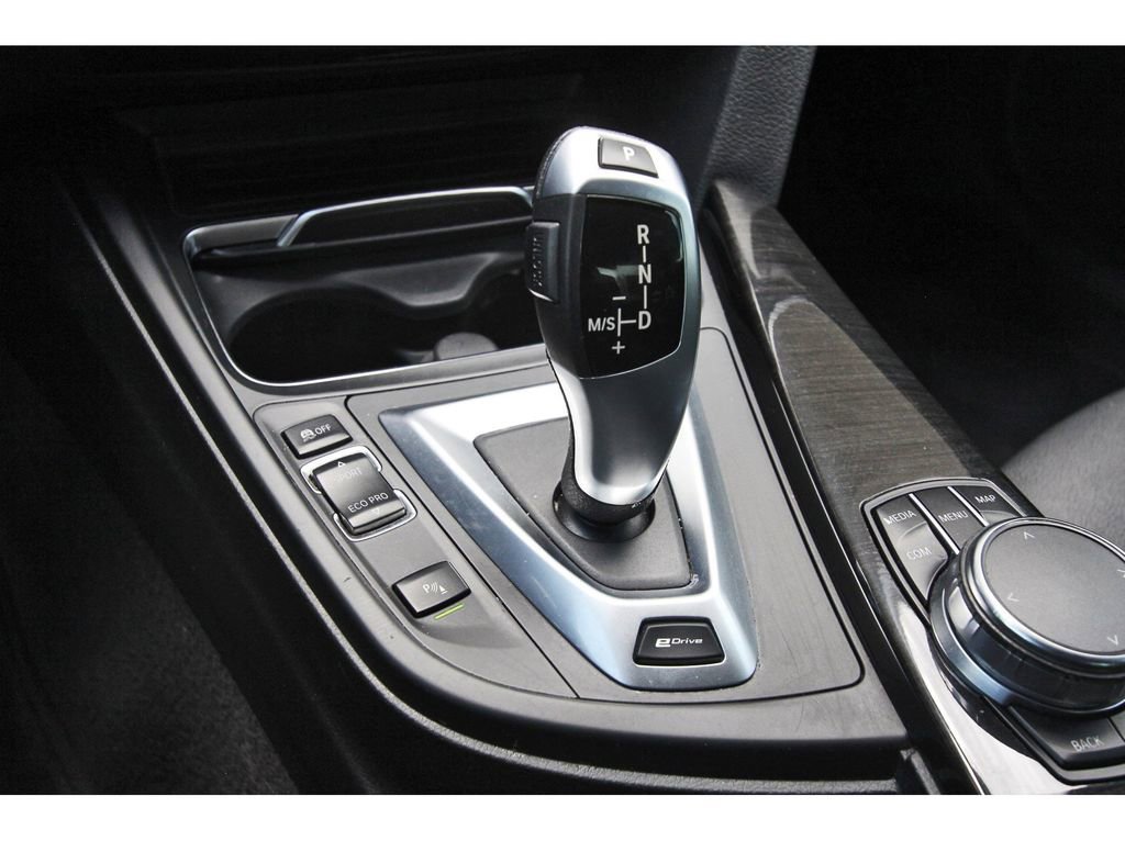 Used 2017 BMW 330e image 31