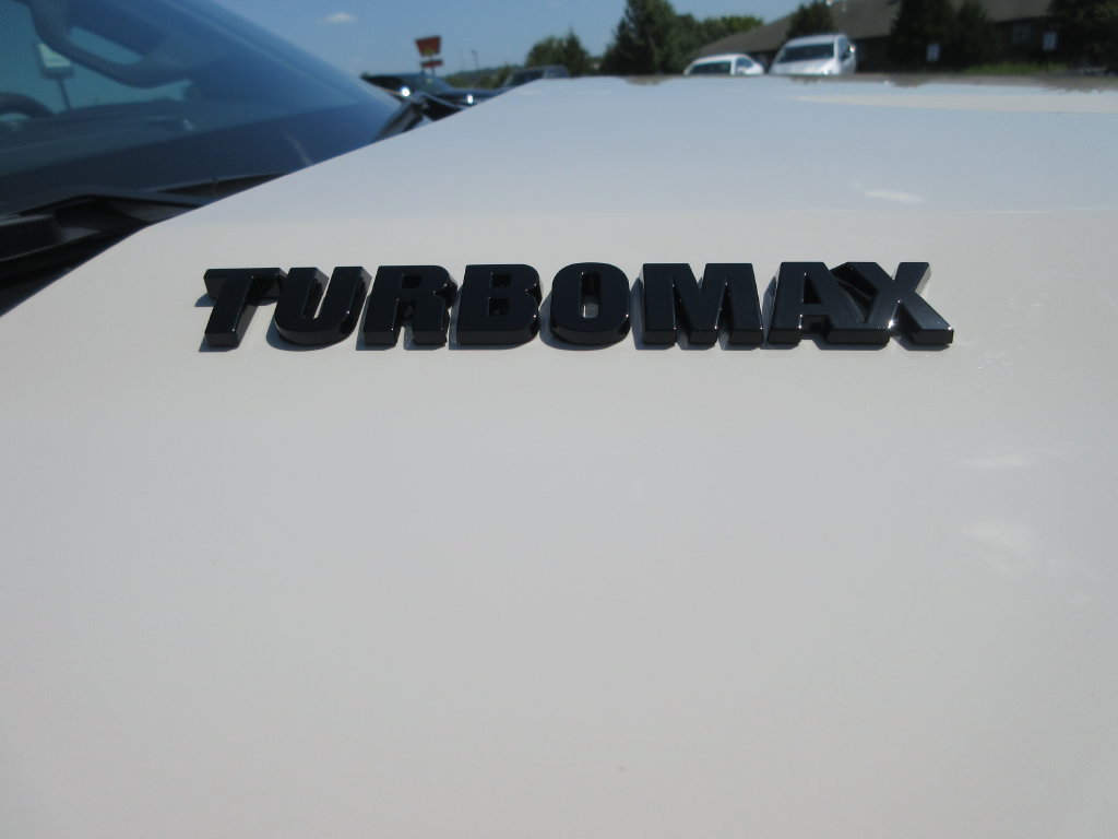New 2026 Chevrolet Silverado 1500 Custom w/ Turbomax Blackout Package AWD/4WD image 10