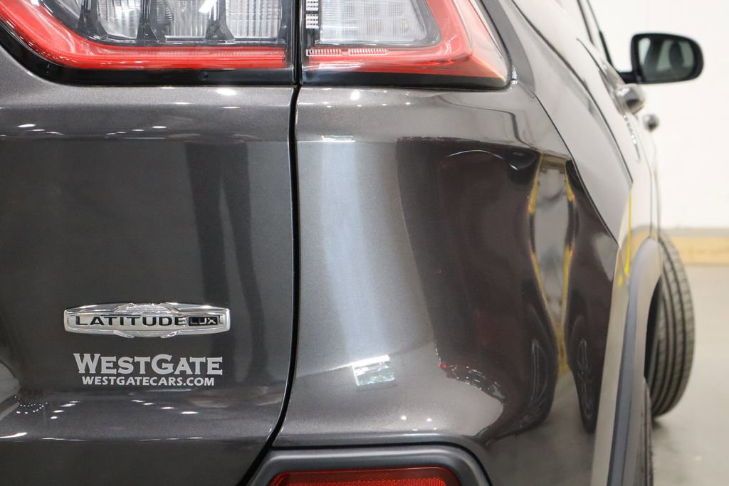 Used 2021 Jeep Cherokee Latitude Lux w/ Comfort/Convenience Group image 46