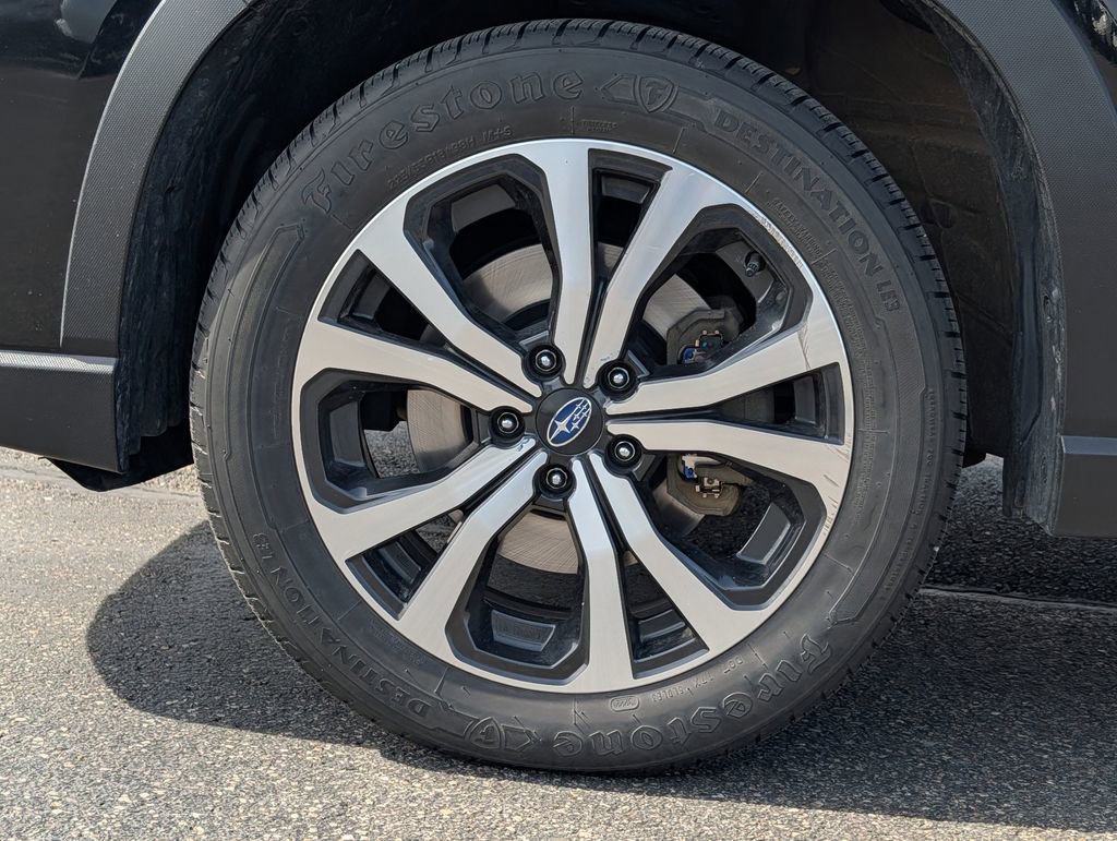 Used 2020 Subaru Forester Limited image 15