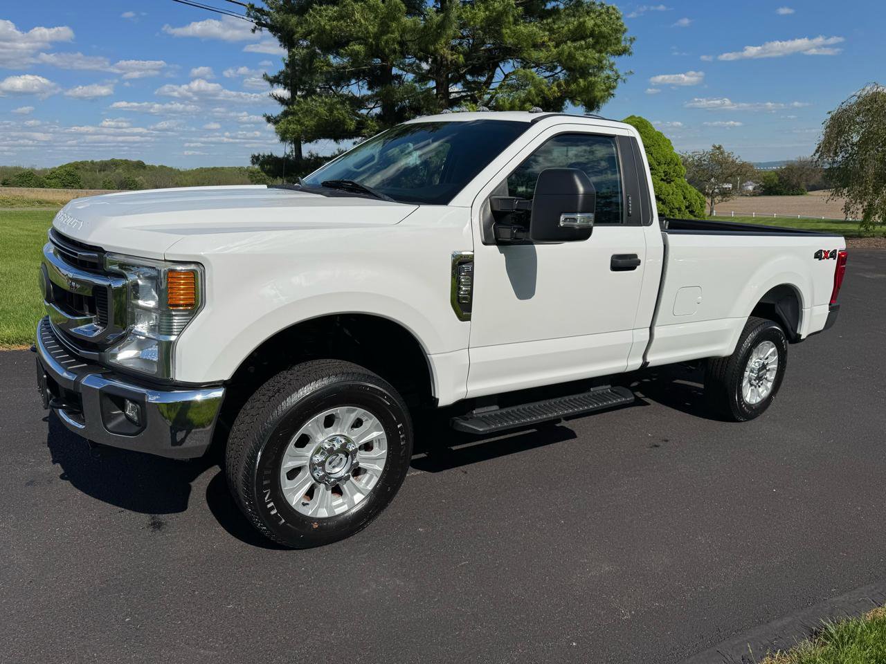Used 2020 Ford F250 XLT w/ XLT Value Package AWD/4WD image 2