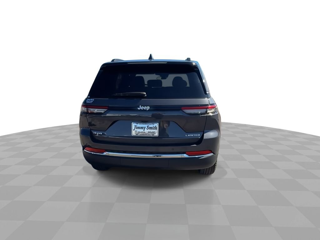 Used 2025 Jeep Grand Cherokee Limited image 7