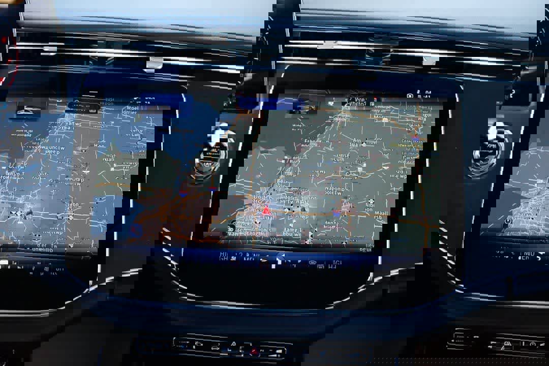 Used 2026 Mercedes-Benz E 350 4MATIC Sedan image 15