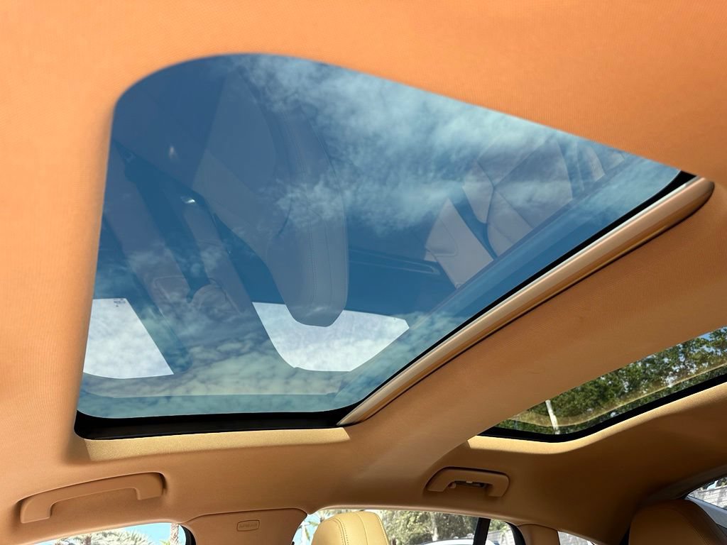 Certified 2021 Porsche Panamera 4 AWD/4WD image 21