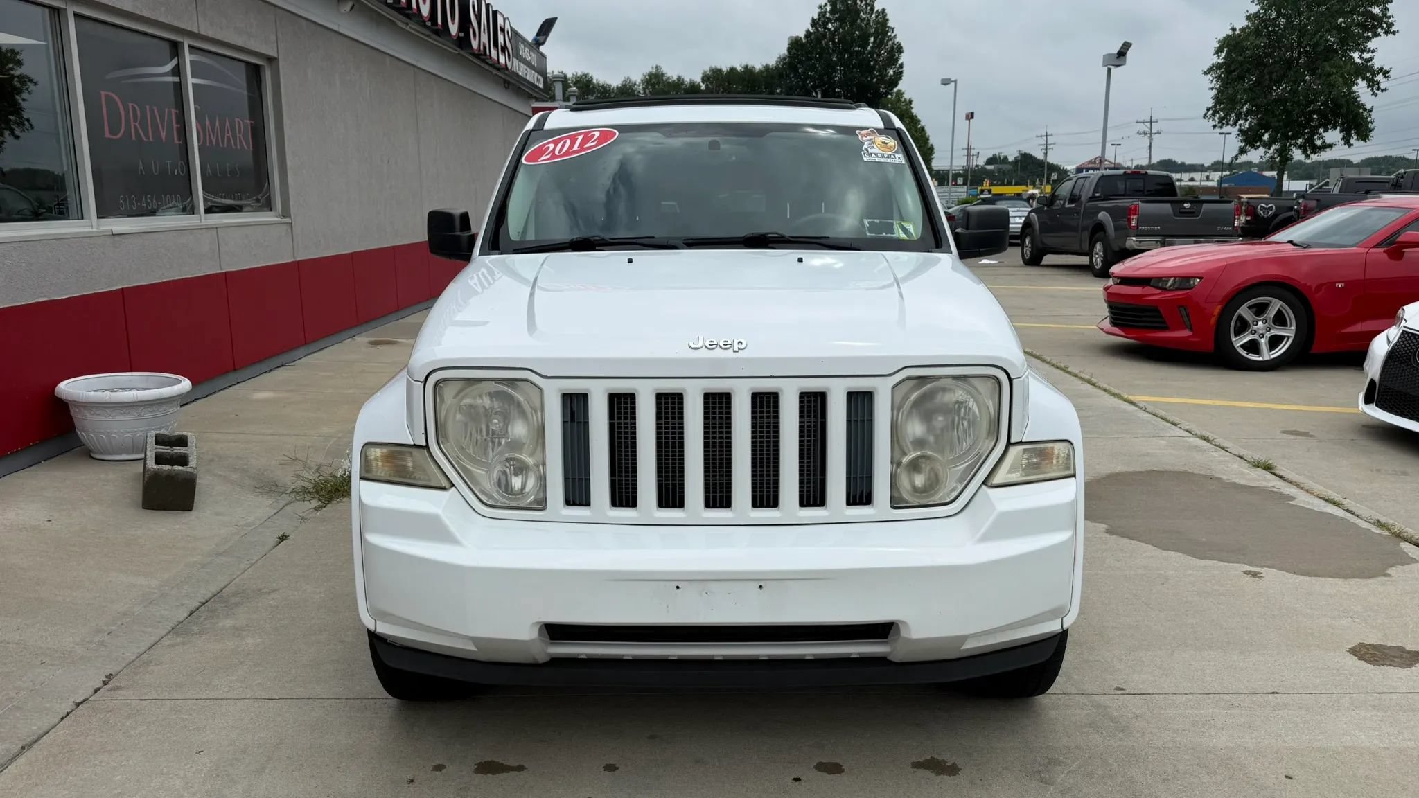 Used 2012 Jeep Liberty Sport AWD/4WD image 6