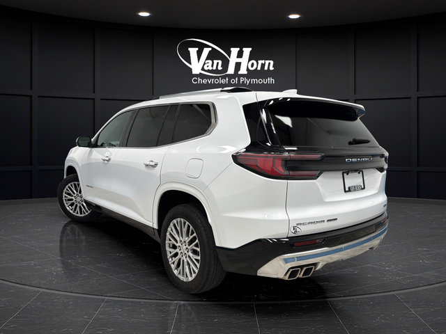 Used 2024 GMC Acadia Denali AWD/4WD image 5