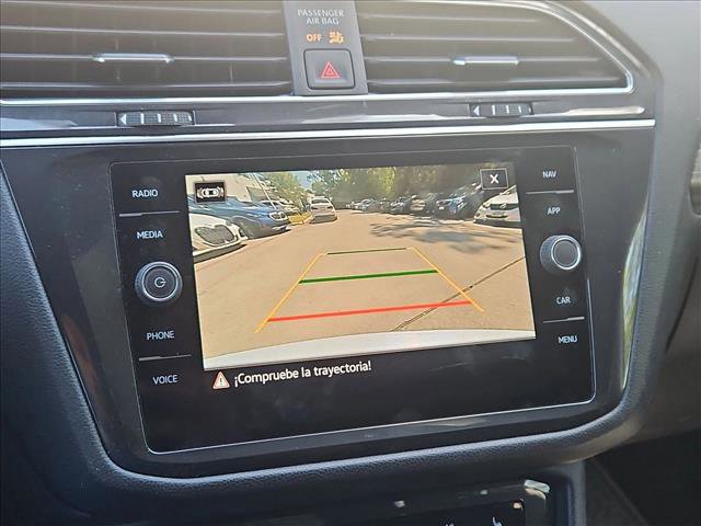 Used 2022 Volkswagen Tiguan SEL R-Line image 13