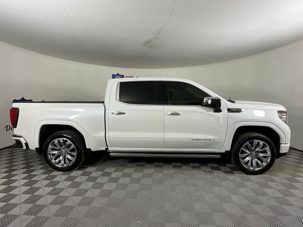 Used 2025 GMC Sierra 1500 Denali w/ Denali Reserve Package AWD/4WD image 2