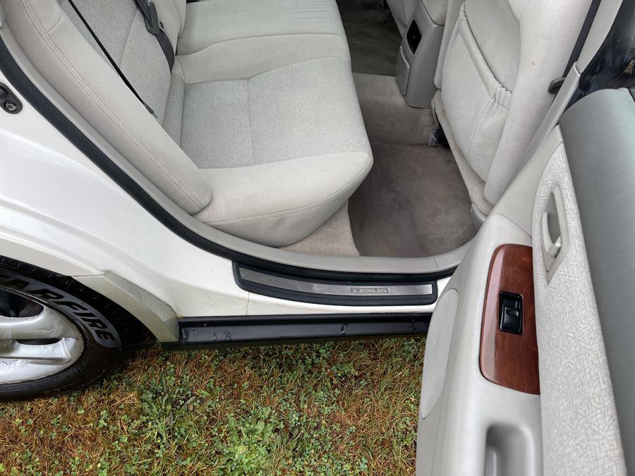 Used 2001 Lexus ES 330 image 38