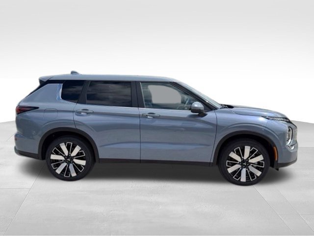 New 2026 Mitsubishi Outlander SE FWD image 6