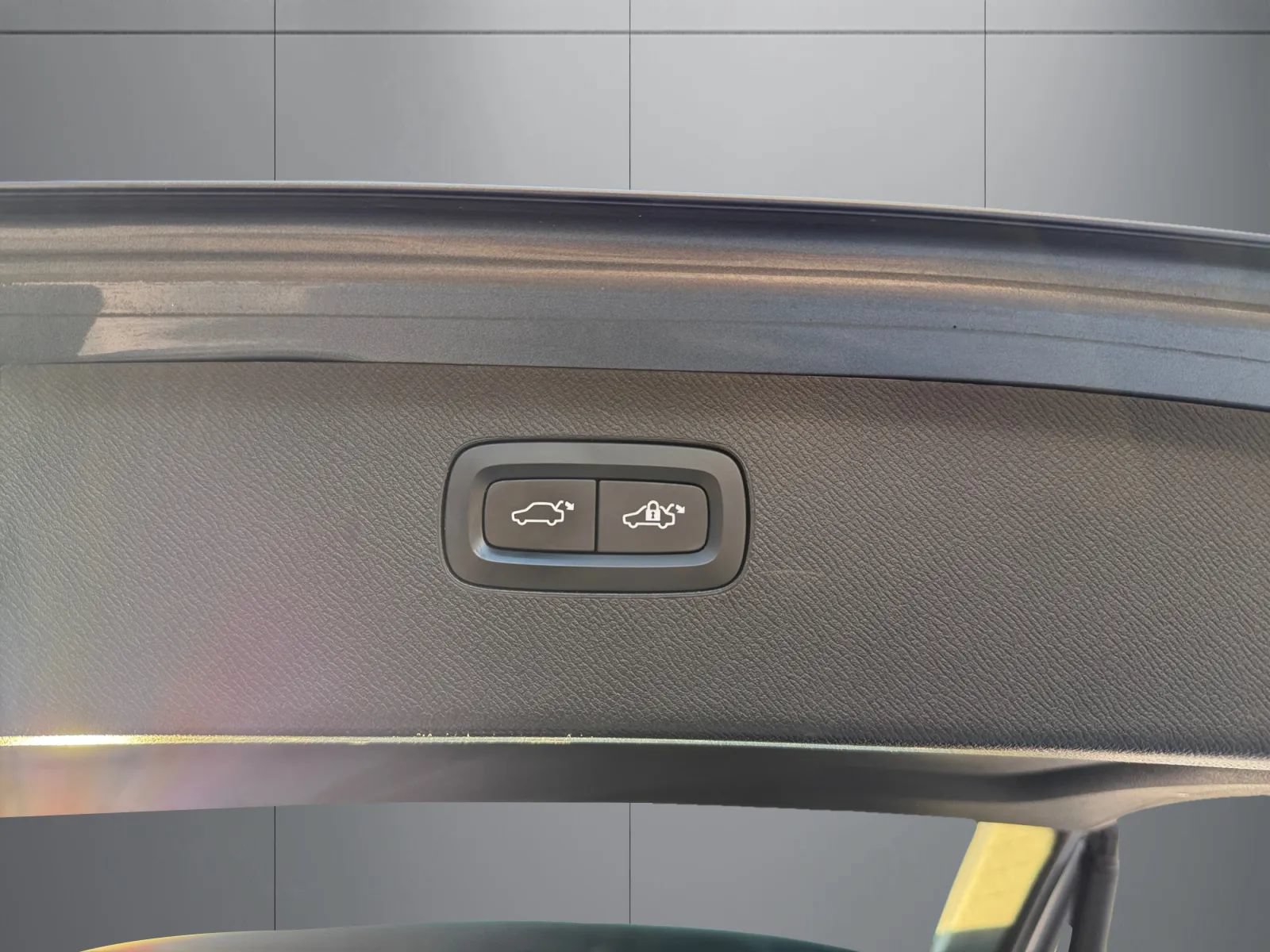 Used 2019 Volvo XC90 T6 Momentum w/ Advanced Package AWD/4WD image 12