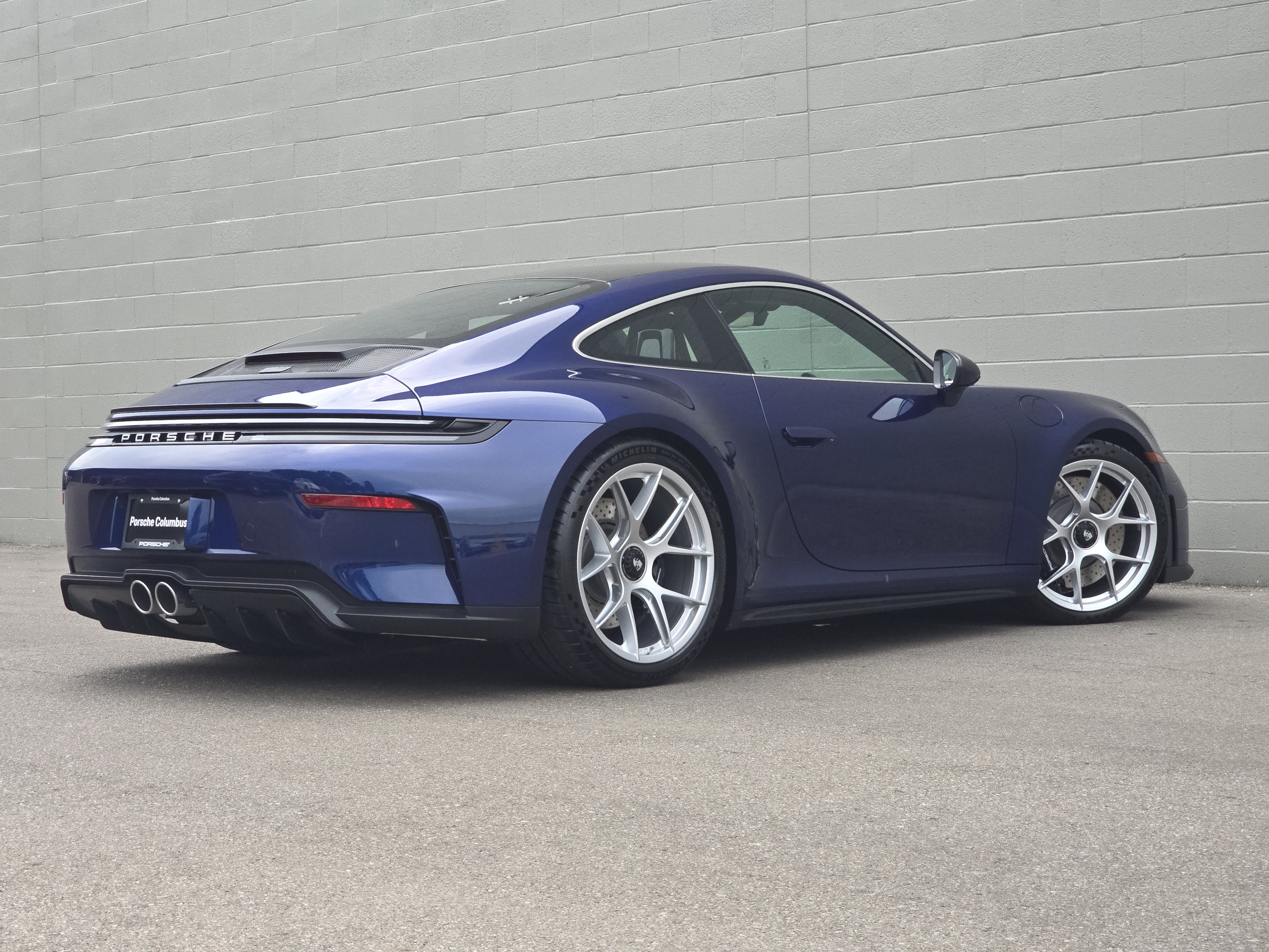 New 2026 Porsche 911 GT3 RWD image 15