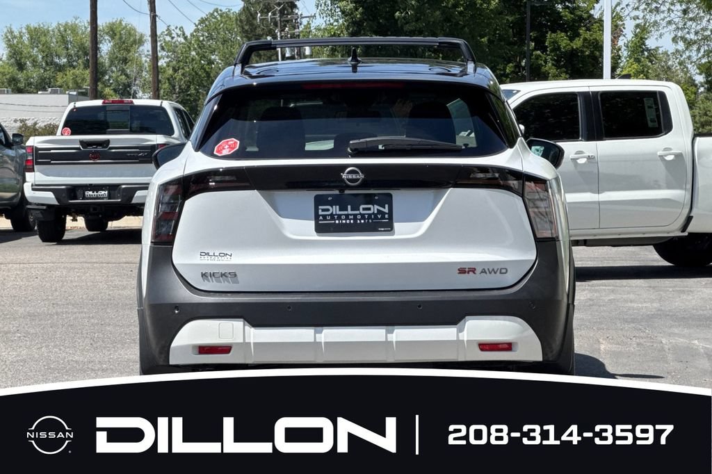 New 2026 Nissan Kicks SR AWD/4WD image 8