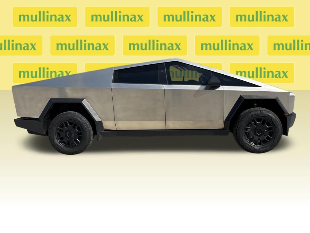 Used 2024 Tesla Cybertruck AWD Crew Cab video 2
