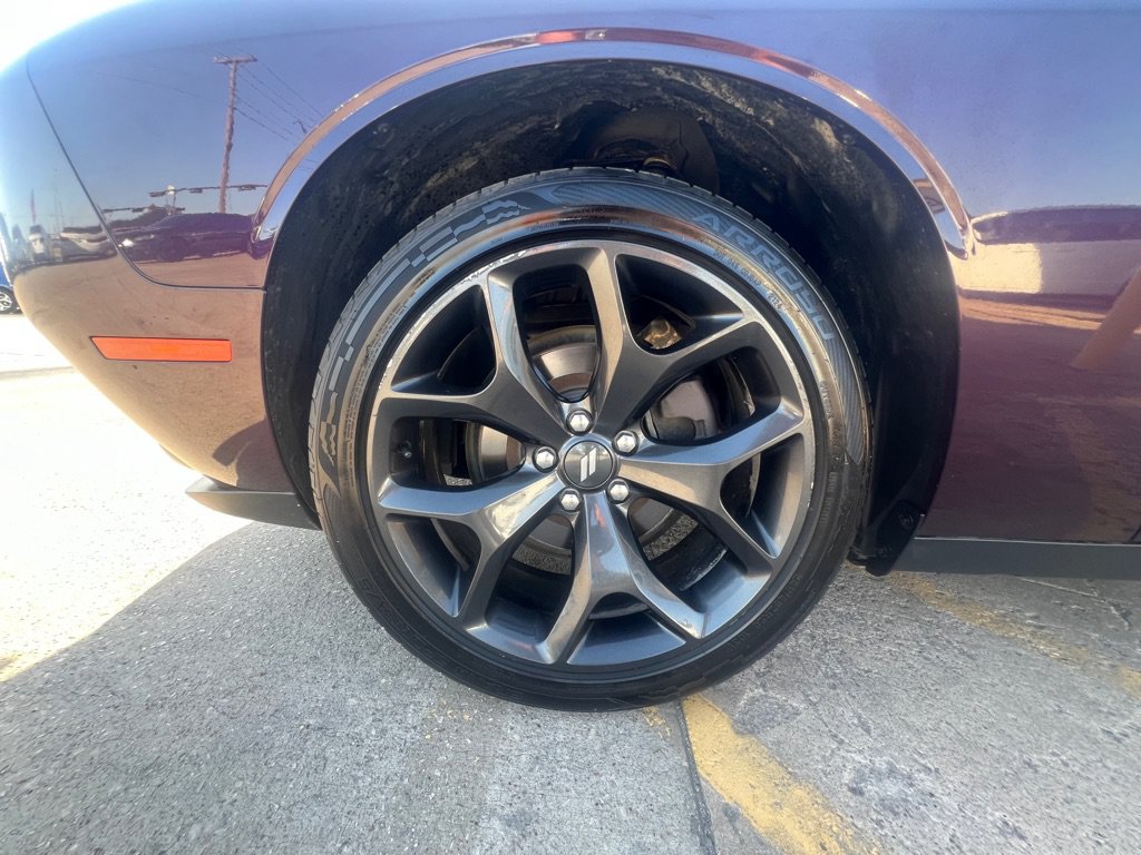 Used 2020 Dodge Challenger SXT w/ Blacktop Package RWD image 19